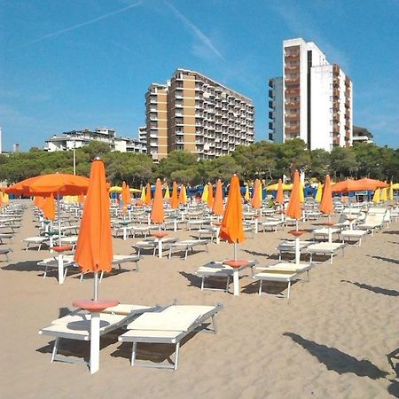 Cristallo Residence Lignano Sabbiadoro Bagian luar foto