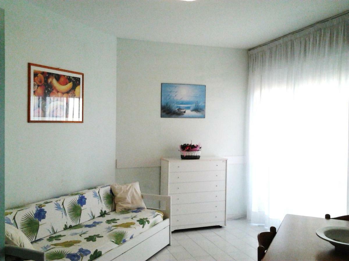 Cristallo Residence Lignano Sabbiadoro Bagian luar foto