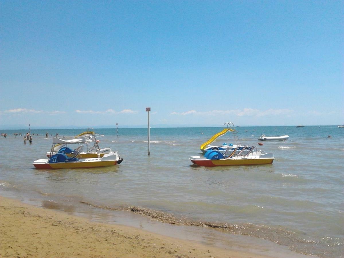 Cristallo Residence Lignano Sabbiadoro Bagian luar foto